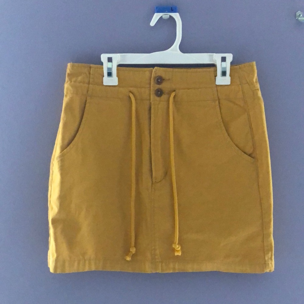 Sunshine yellow drawstring skirt.